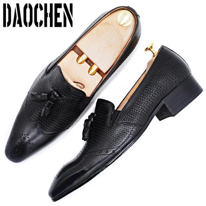 Luxury Brand Men Real Leather Shoes Black Brown Tassel Wingtip Elegant Mens Dress Casual Shoes Wedding Party Loafers Men